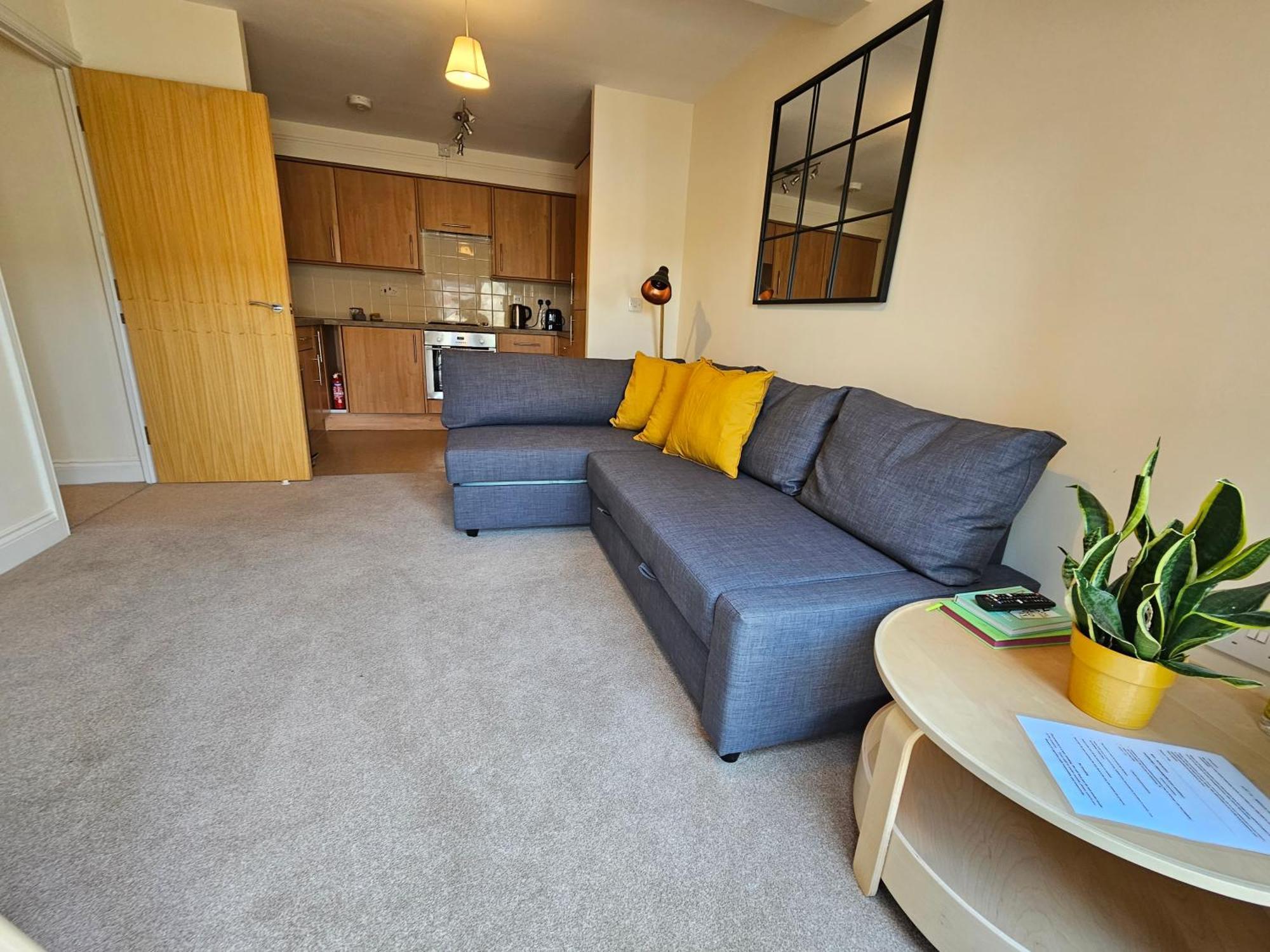 Cityscape Haven: 1 Bedroom Apartment With Terrace And City View Bournemouth Exterior foto